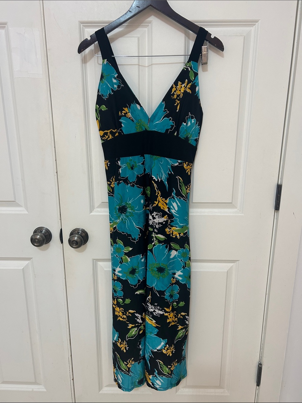Happie Sleeveless Floral Dress size large black blue